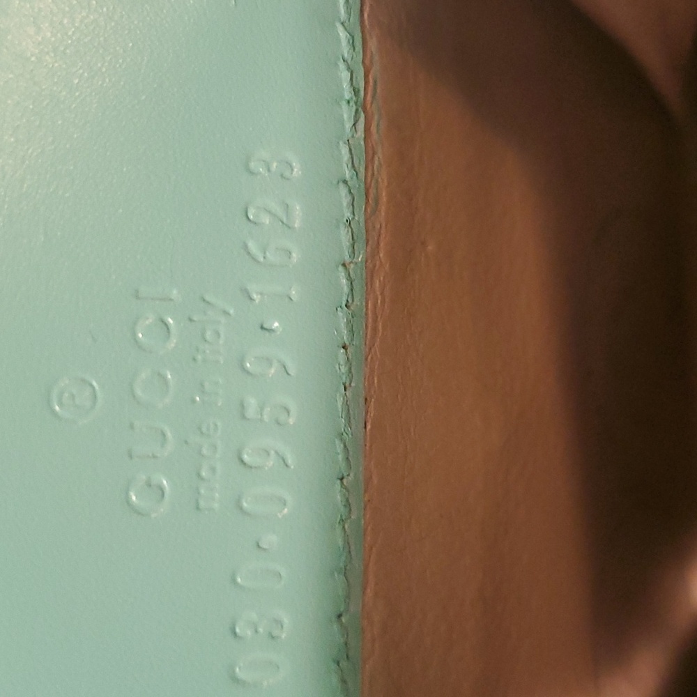 Gucci Micro Monogram Card Wallet - Picture 3 of 12